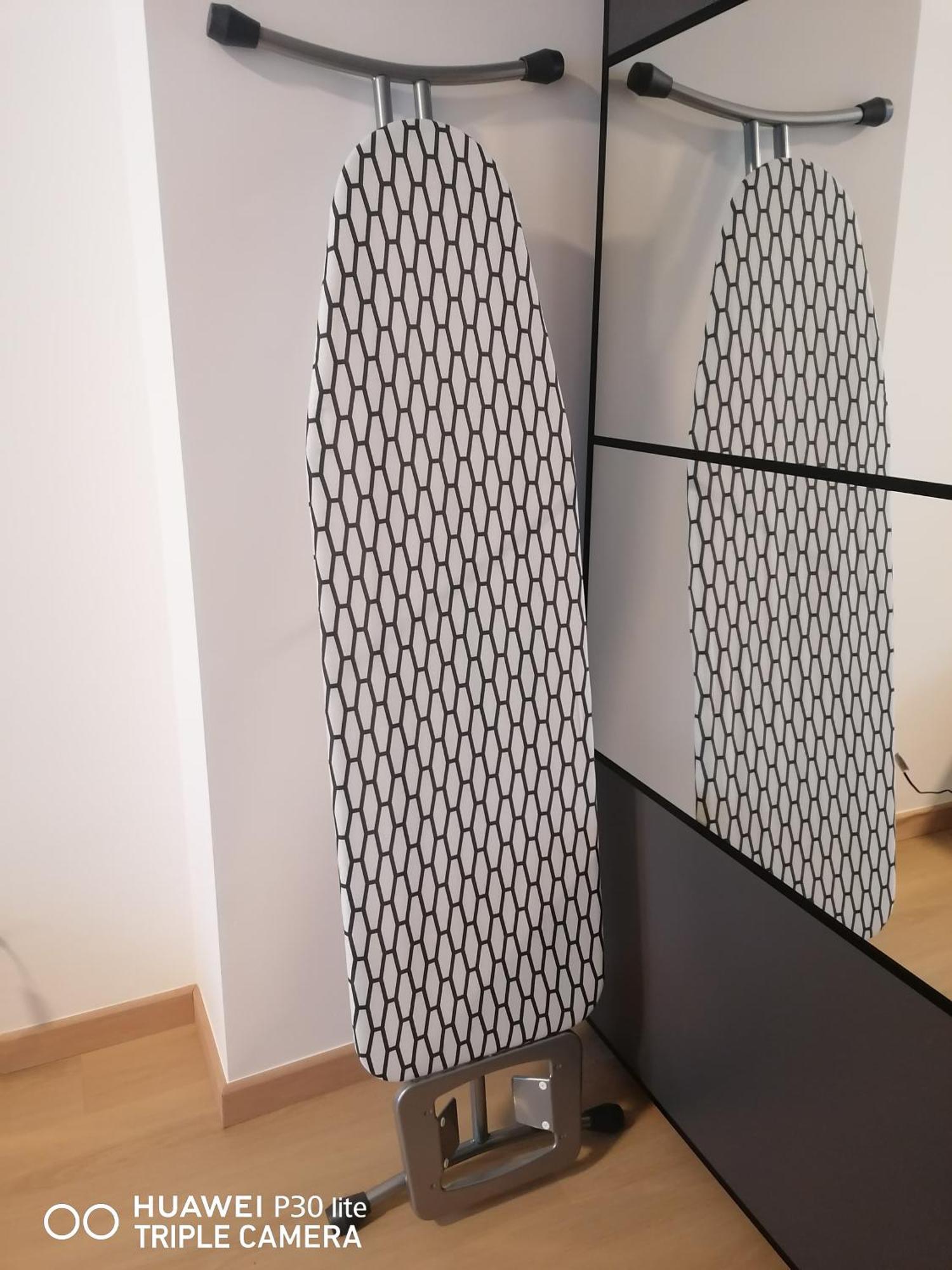 Bright & Cozy Appartment In בריסל מראה חיצוני תמונה