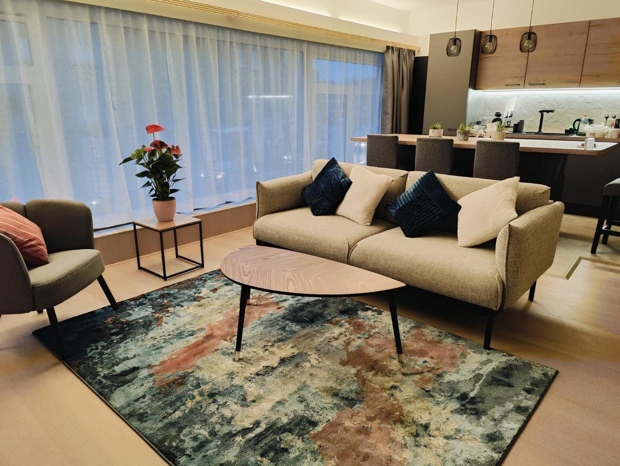 Bright & Cozy Appartment In בריסל מראה חיצוני תמונה