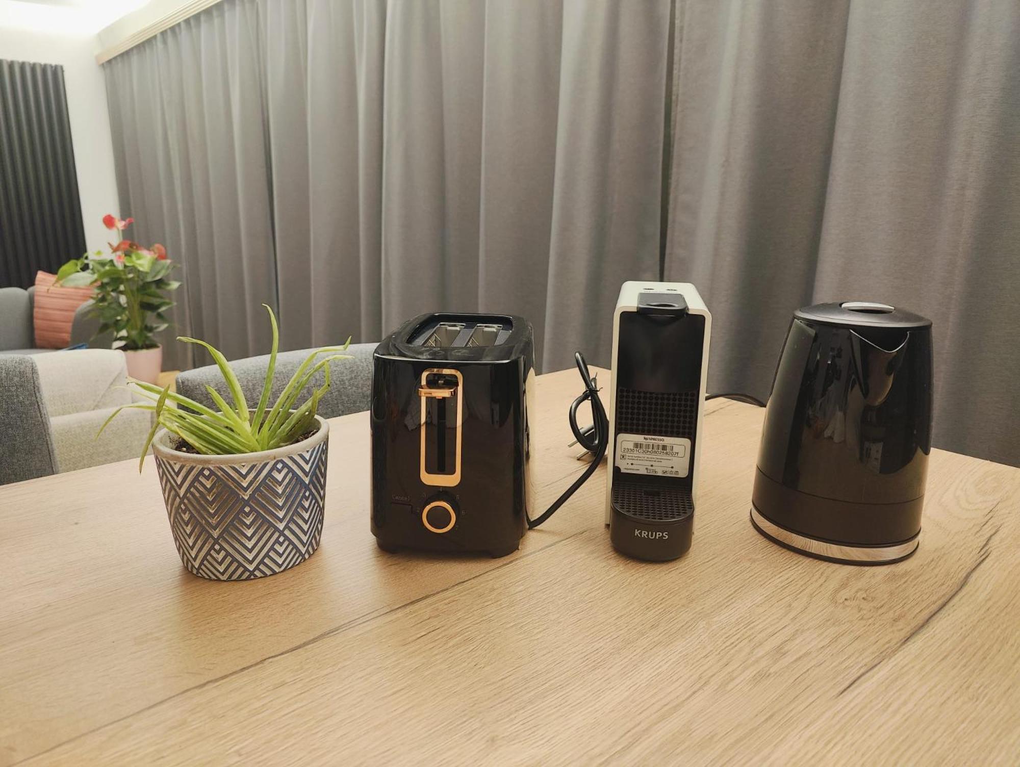 Bright & Cozy Appartment In בריסל מראה חיצוני תמונה