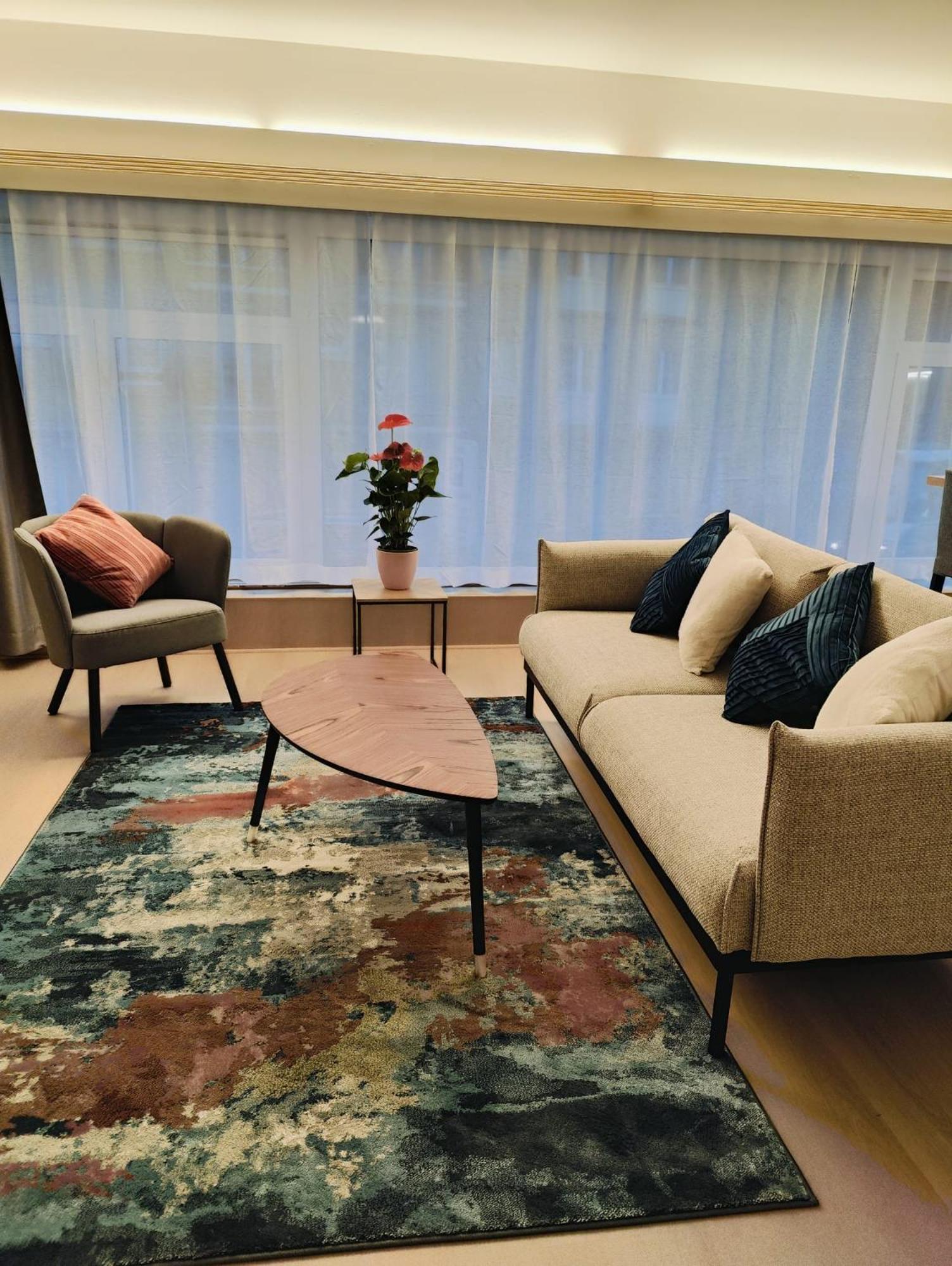 Bright & Cozy Appartment In בריסל מראה חיצוני תמונה